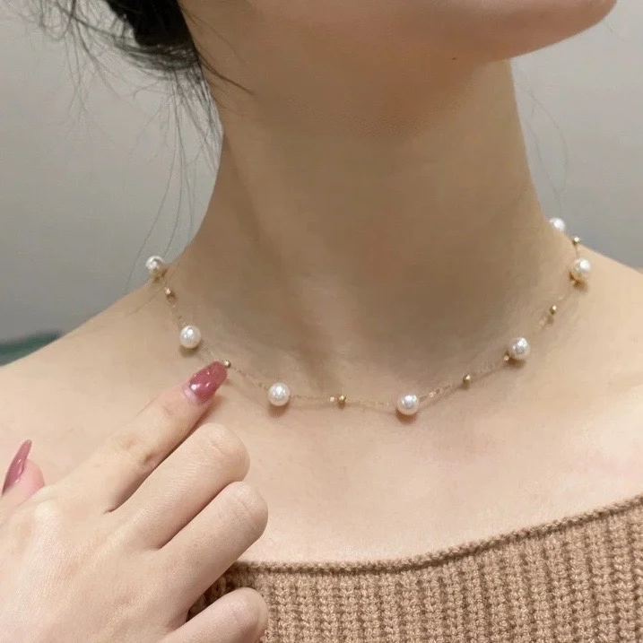 DELICATE PEARL DROP HALSKETTE